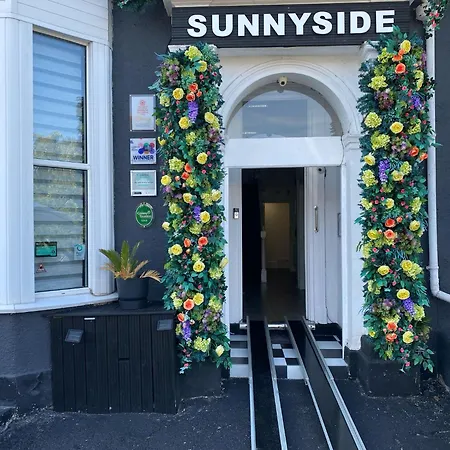 Sunnyside Guest House Southport - Winner Of Best B&B In The Country 2025-26-3